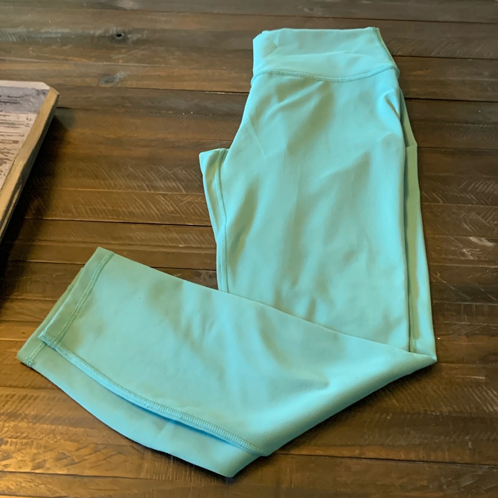 NWT Fabletics power hold 7/8 Brand new